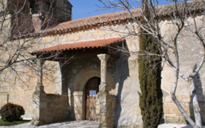 Imagen del exterior de la Iglesia de San Miguel.